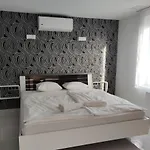 Aqua Solar Apartmanhaz Lejlighedshotel 4*
