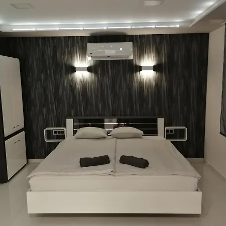 Aqua Solar Apartmanhaz Aparthotel *