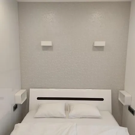 Aqua Solar Apartmanhaz