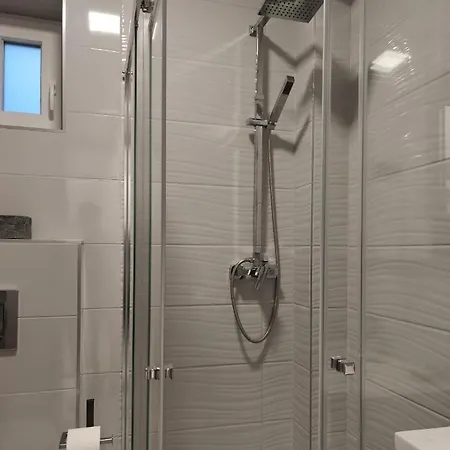 Aqua Solar Apartmanhaz Aparthotel Miskolc