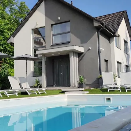 Aqua Solar Apartmanhaz