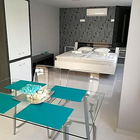 Aparthotel Aqua Solar 4*