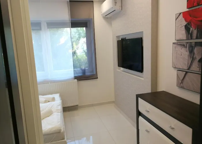 Aqua Solar Aparthotel 4*