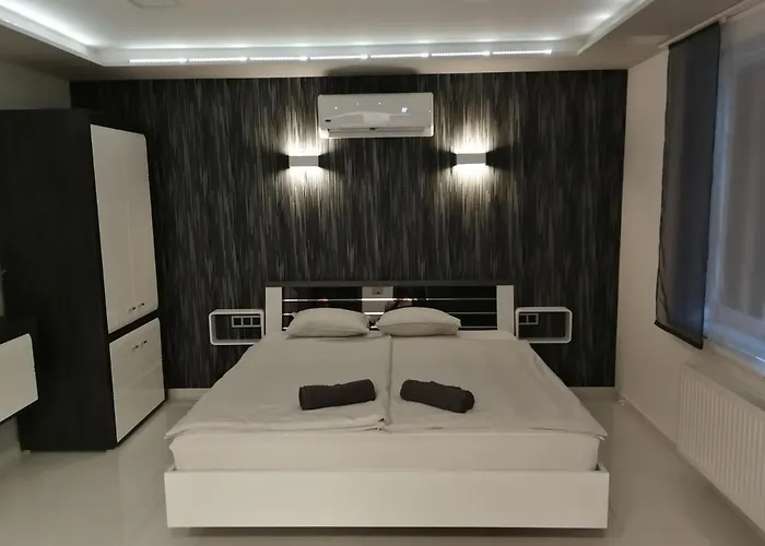 Aqua Solar Aparthotel 4*