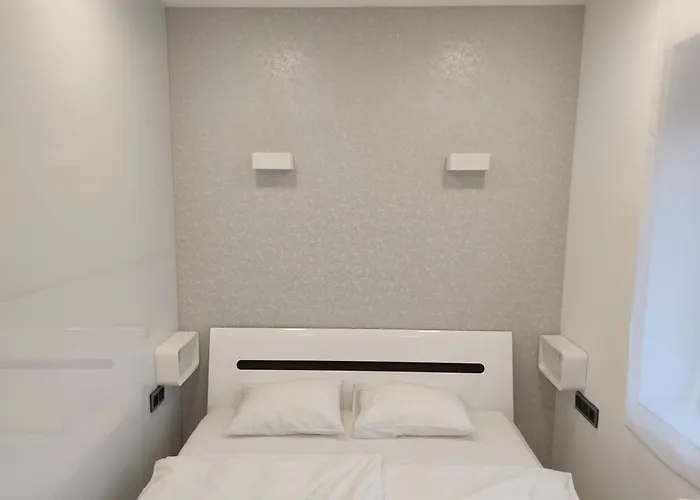 Aqua Solar